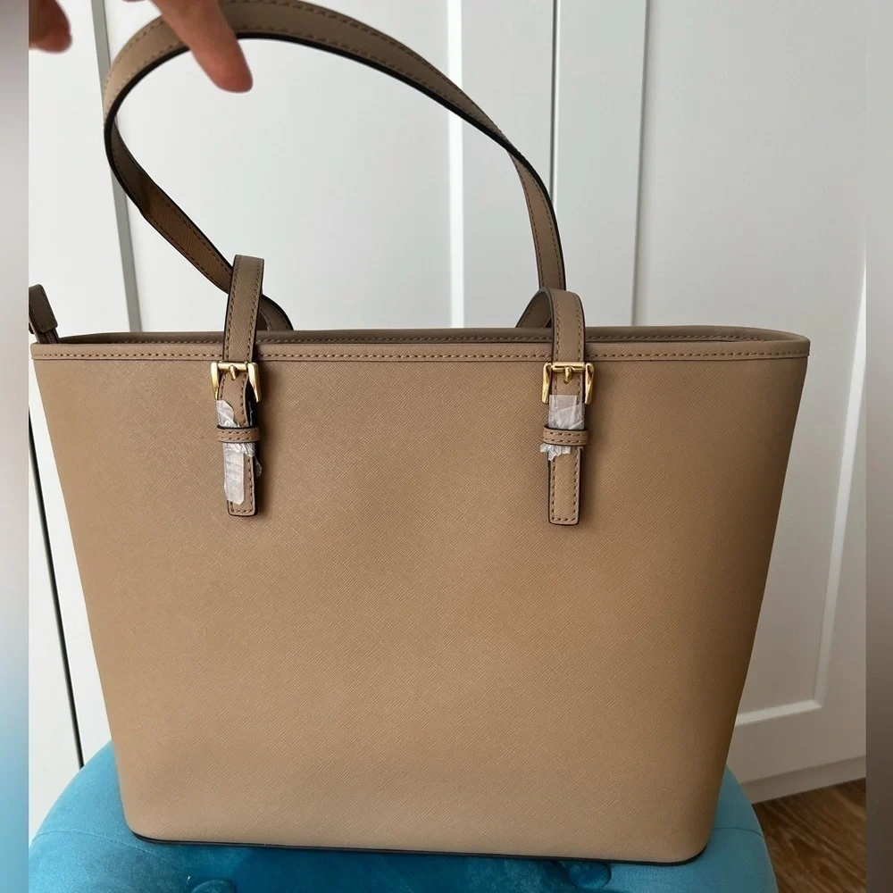 MICHAEL KORS Jet Set Tote NWT